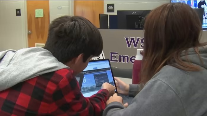 New weather tool teaches Winter Springs High students about forecasting