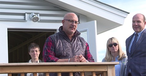 Weatherman Jim Cantore visits Vermont alma mater